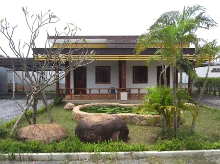 Pialo Resort Отели в г. Na Wang