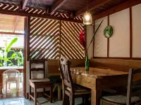 Chalet Hibiscus Hotels in Cahuita