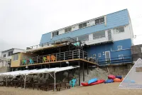 BeachHouse Geragera Hotels in Акаші