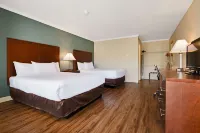 Econo Lodge Inn & Suites