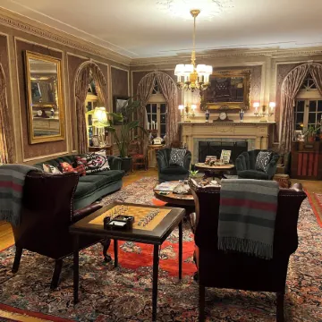 Pendleton House Historic Inn and B&B