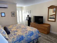 Colonial Gables Oceanfront Village