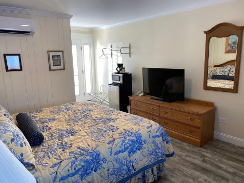 Colonial Gables Oceanfront Village Hotel di Belfast