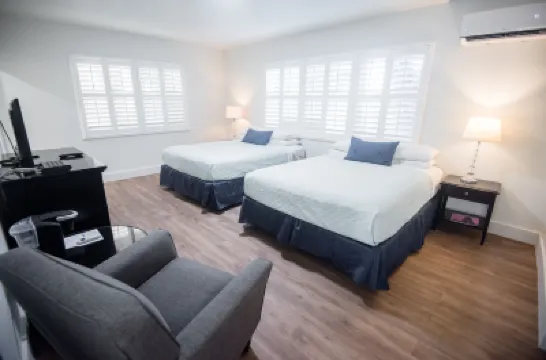 The Drift Hotel Hotels near Las Olas Beach