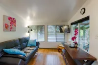 霍爾基拉韋厄熔岩旅舍