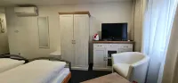 Grand Vltavín Hotels in Mirkovice