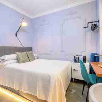 Dog Admiral Urban Guest House Rooms