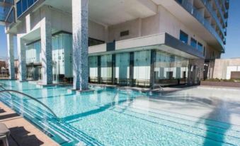 Studios With Gorgeous Views Of The Strip!