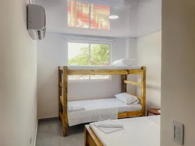 Casa Cándido Hoteles cerca de Pista De Patinaje Campo Marte