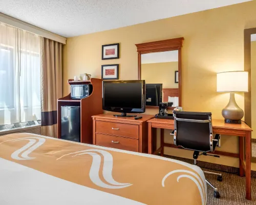 Quality Inn I-25 Hotels in Pueblo County