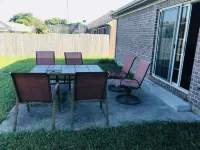 Spacious 3 Br Ranch House W Patio Yard in a Quiet Suburb Hotel a Clark County