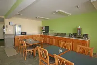 Microtel Inn & Suites by Wyndham Statesville - breakfast