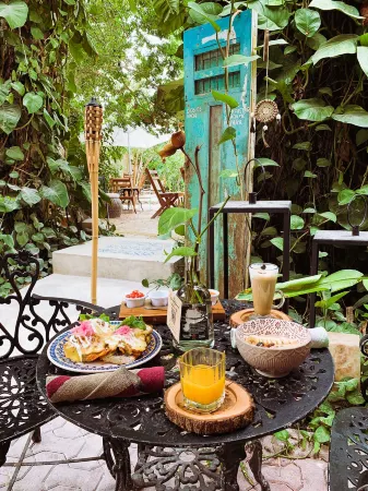 La TULUMEÑA Boutique Hotel Отели рядом с достопримечательностью «Астрономическая обсерватория Коба»