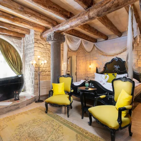 Elysion Cave Suites