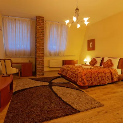 Enjoy Inn Hotels near Main Train Station