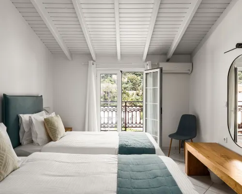 The Seaview Corner Apartments by Konnect, Ipsos Hotels in Ipsos
