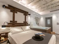 Mariet Naxos Elegant Suites Отели рядом с достопримечательностью «Портара»