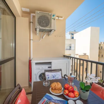 Sea Bliss 1 Bedroom Apartments by Getawaysmalta