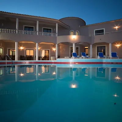 Casa Rosa Montes Hotels near Playa Nudista