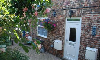 Saltburn Holidays Bluebell Cottage