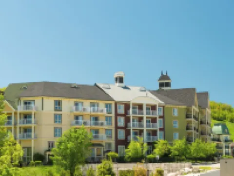 Blue Mountain Resort Mosaic Suites Hotels in Blue Mountains