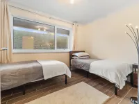 Monkstone Court - Close to Village and Beach Hotels in Saundersfoot