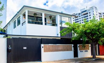 Villa Azure Ocean Suites