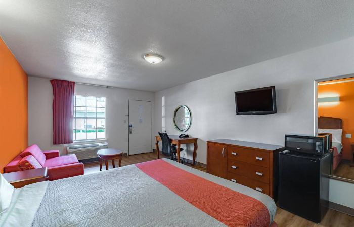 Giddings Executive Inn