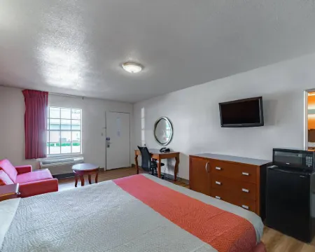 Giddings Executive Inn Hotels in Giddings