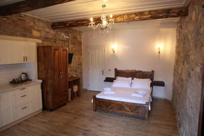 Akhan Guest House Hotels near Alaybey Bazaar
