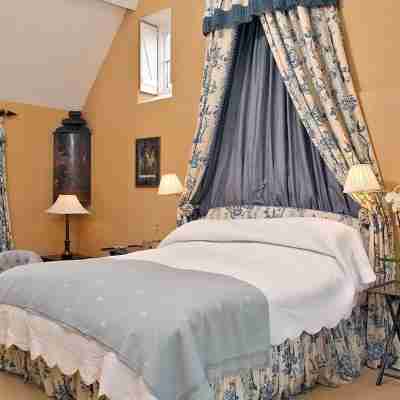 Weir House Rooms