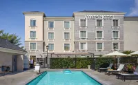 Ayres Hotel Fountain Valley - Huntington Beach - Pools