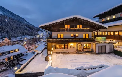 Pension St.Leonhard Hotels near Bad Gastein - Railway station