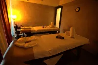 Malak Regency Hotel - spa