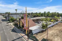 Sky Palm Motel - Orange