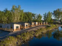 River Lodge and Cabins Hotels in Boardman