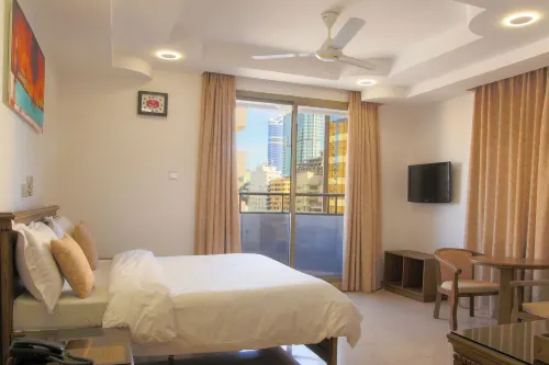 Sleep Inn Hotel - City Centre Các khách sạn ở Dar Es Salaam