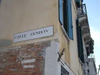 Palazzo Cendon Il Piano Antico Hotel in zona Mercato di Rialto