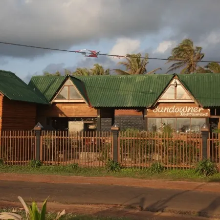 Hi Win Holidays Cottage Chilaw Отели рядом с достопримечательностью «Ираноила Бич»