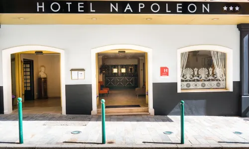 Napoleon Ajaccio otelleri