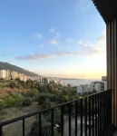Votre Hotel - Mountain view