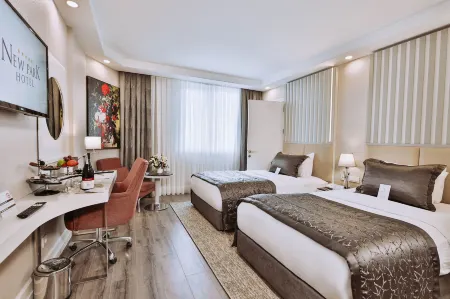 NEW PARK HOTEL