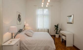 Best Luxury Apt in Zagreb for 16 Ppl