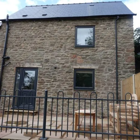 Cottage - Sleeps 2 - Garden