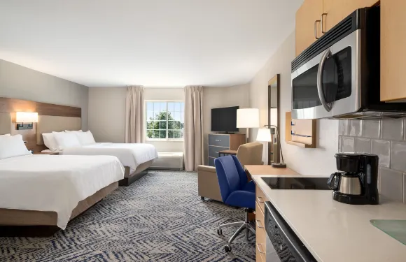 勒雷沃特敦Candlewood Suites