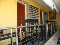 Luzmin BH - Beachfront Cottages