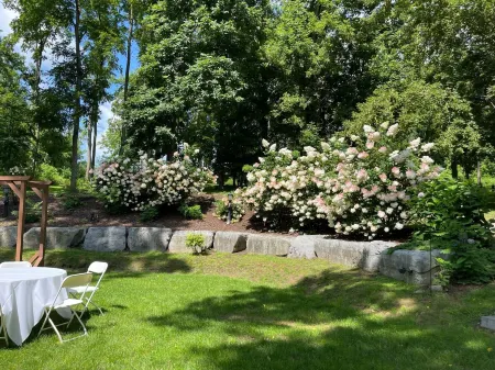 Springside Inn Отели в г. Найлс