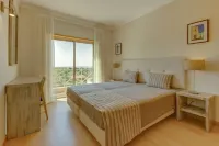 Pinheiros da Balaia Villas