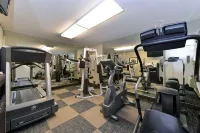 Best Western Plus Regency Inn  Conference Centre - Gym