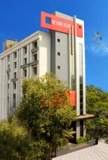The Royal Orchid Hotel, Chembur Hotels near SIMSR